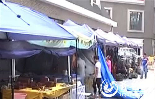濟南民康里商業步行街展會起糾紛 商家被迫提前撤展